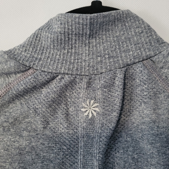 Athleta Women's Quarter Zip Size Small. - Picture 9 of 12